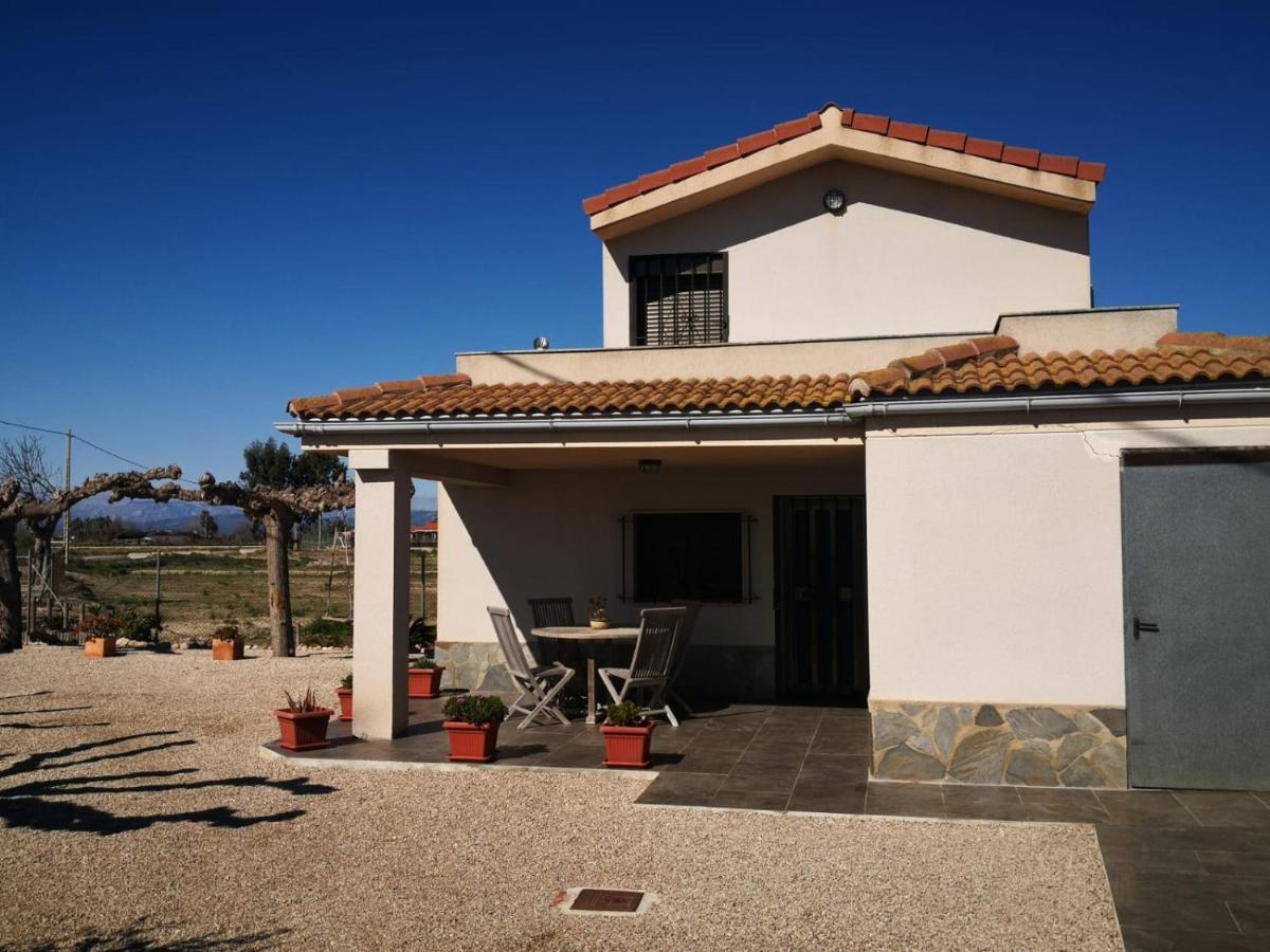Gasthaus Casa Laura Deltebre Exterior foto
